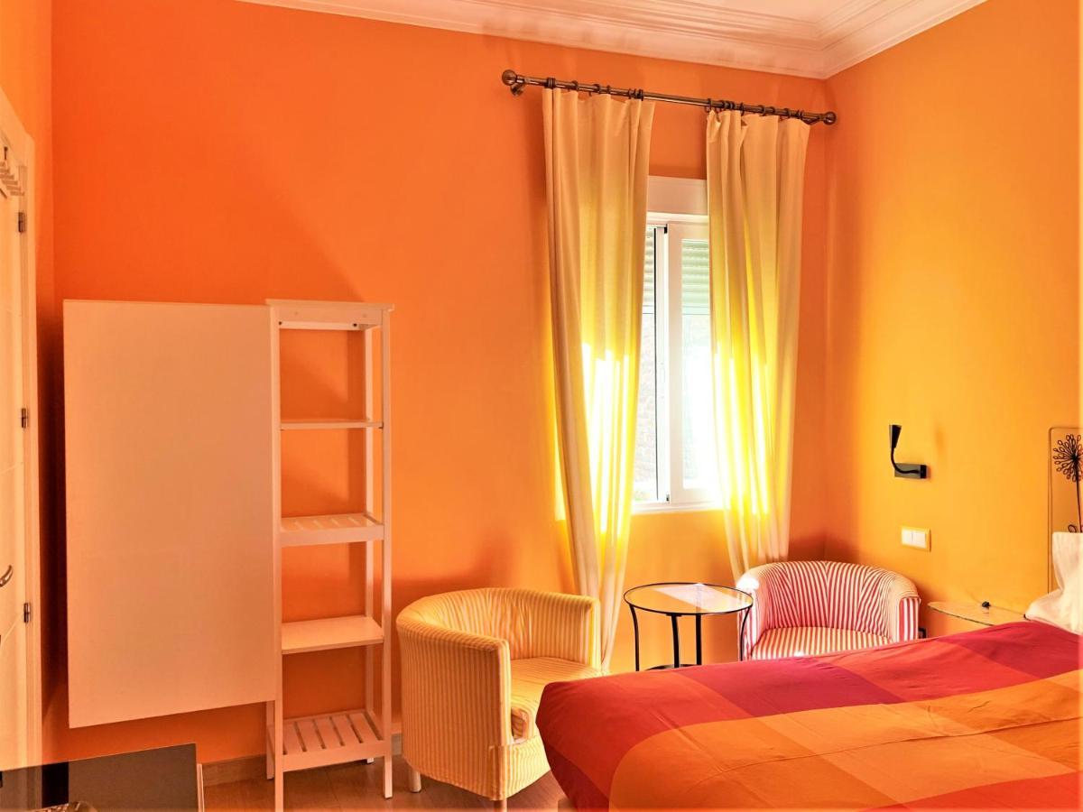 Hostal Arco Iris Madrid Luaran gambar