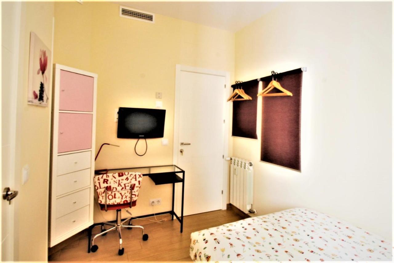 Hostal Arco Iris Madrid Luaran gambar