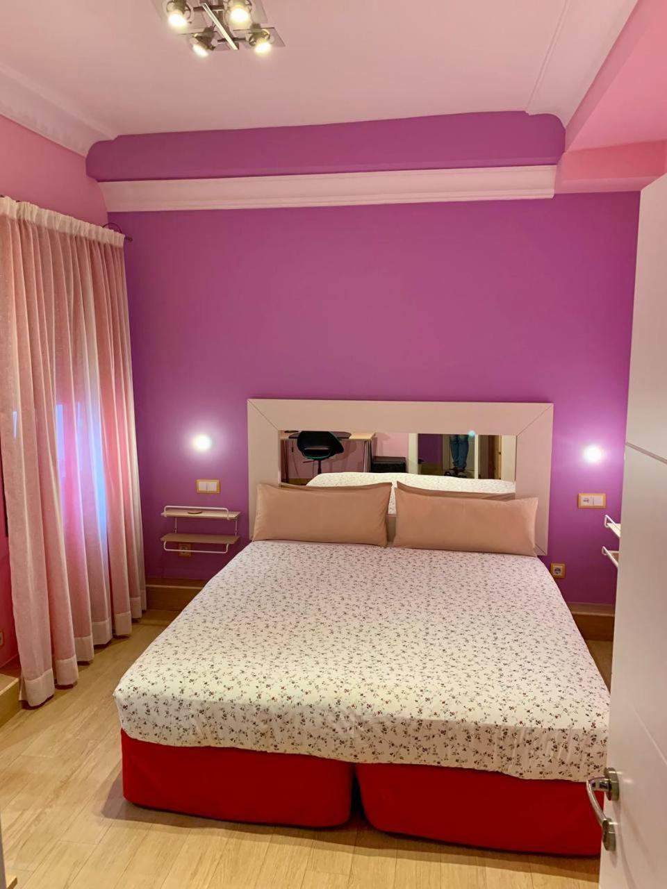 Hostal Arco Iris Madrid Luaran gambar
