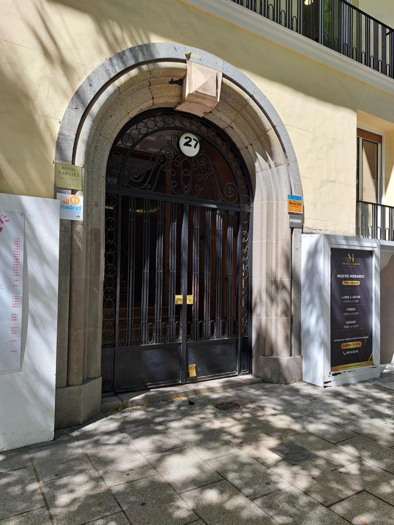 Hostal Arco Iris Madrid Luaran gambar